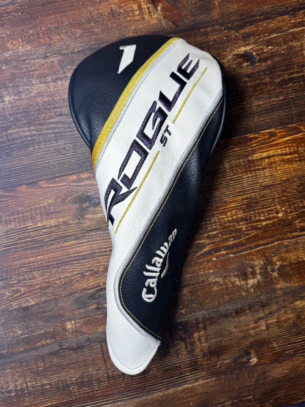 Callaway Rogue ST Driver Headcover Black White Gold OEM Golf Club Cover